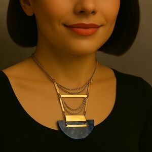 Women’s GUESS Gold Necklace – Adjustable 32-in Chain with Bold Statement Pendant